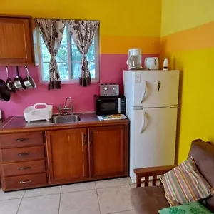  Guest house Fish Tobago Or Joy And Brandon
